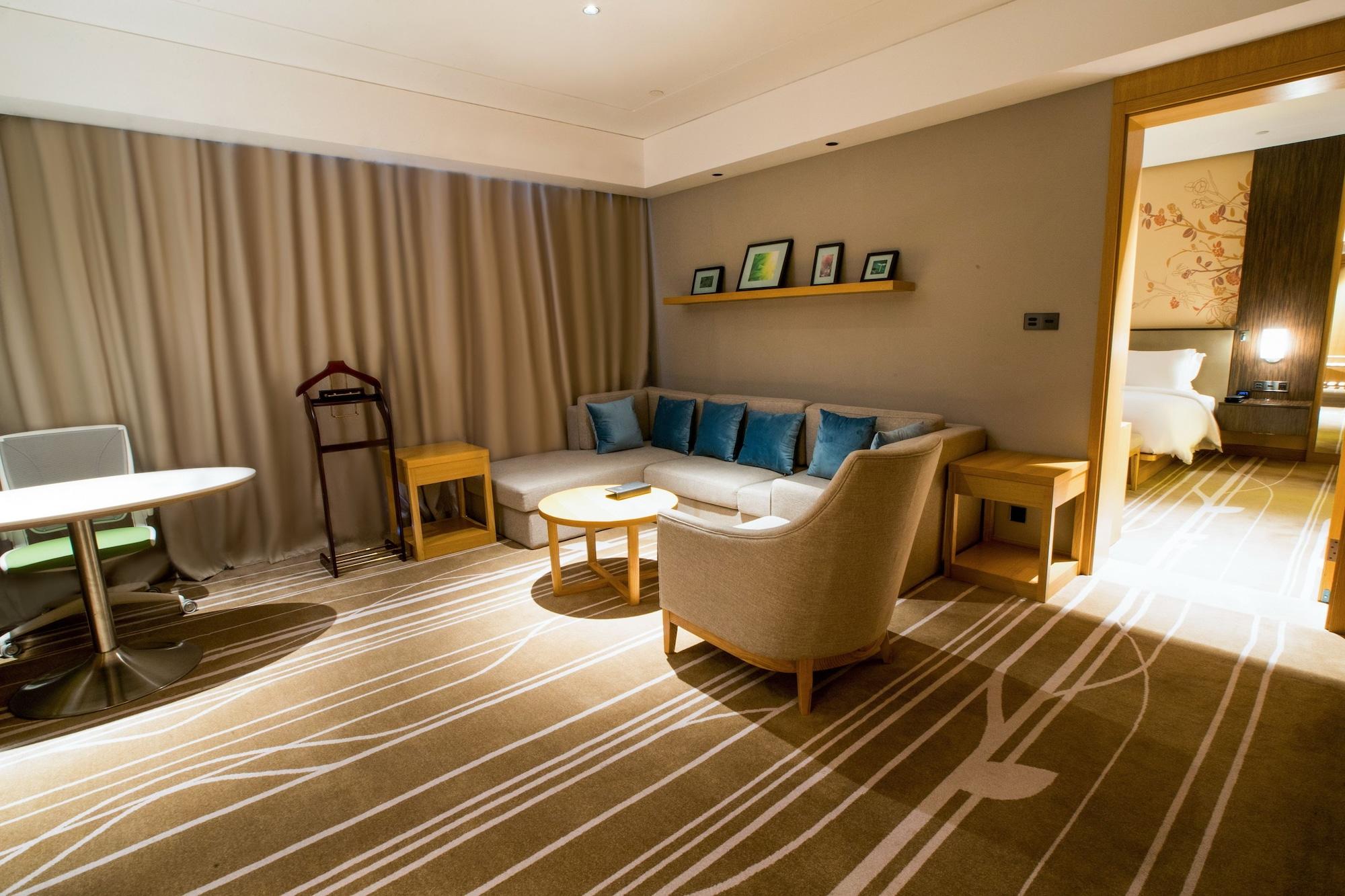 Hilton Garden Inn Ningbo Exterior foto