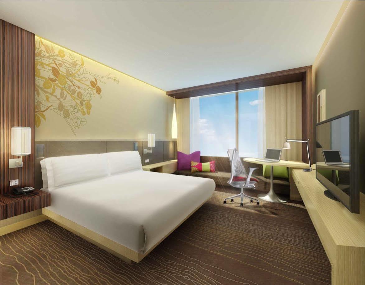 Hilton Garden Inn Ningbo Exterior foto